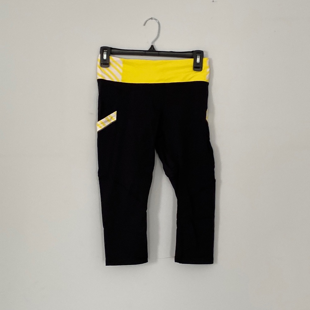 Lululemon leggings with yellow accents